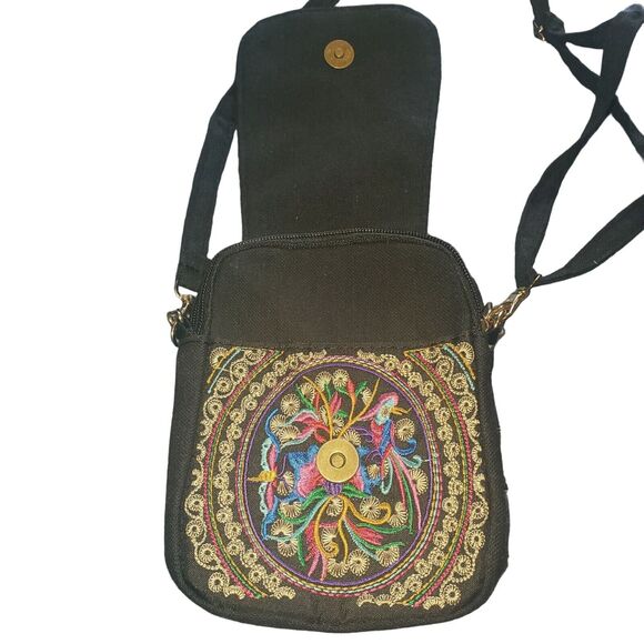 Women's Small Boho Floral Embroidery Canvas Crossbody Zip with Magnetic Closure - Picture 2 of 8
